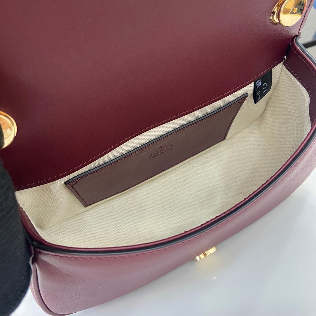 Gucci Blondie mini shoulder bag in red leather 815700