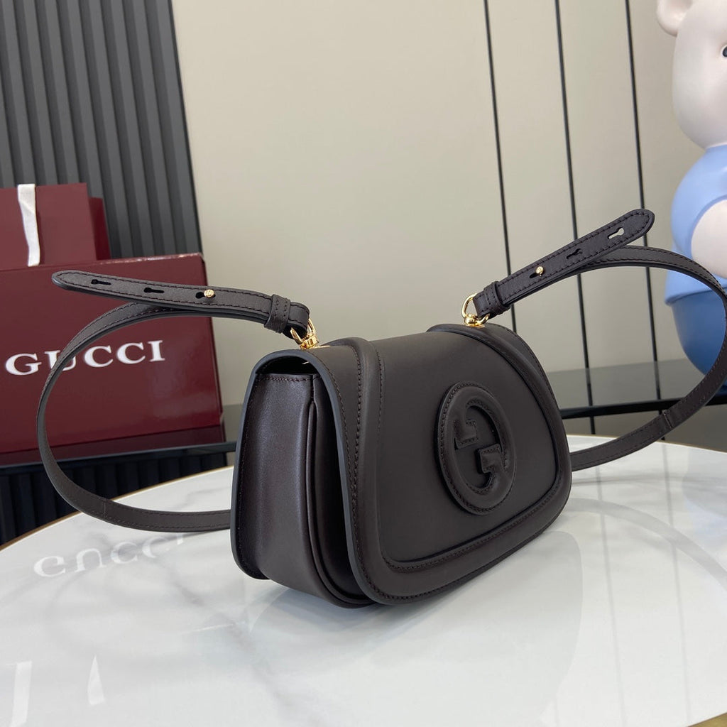 Gucci Blondie mini shoulder bag in coffee leather 815700