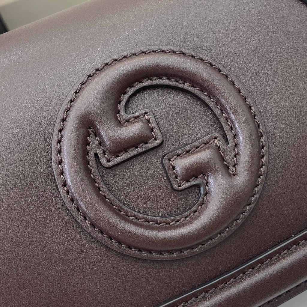 Gucci Blondie mini shoulder bag in coffee leather 815700