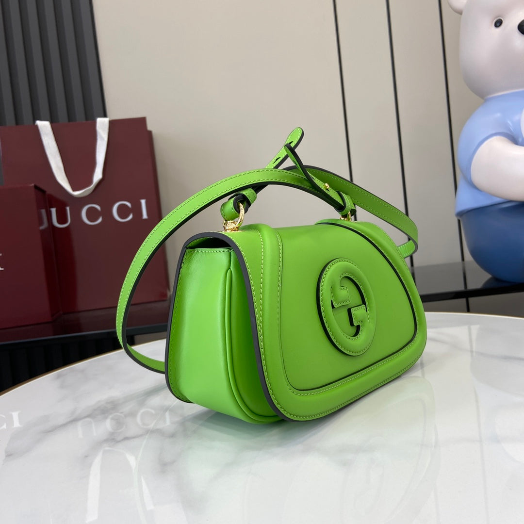Gucci Blondie mini shoulder bag in green leather 815700