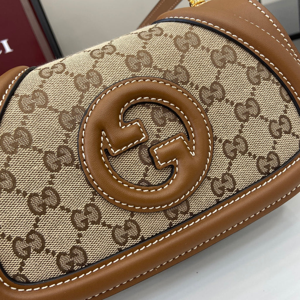Gucci Blondie mini shoulder bag in dark brown GG canvas 815700