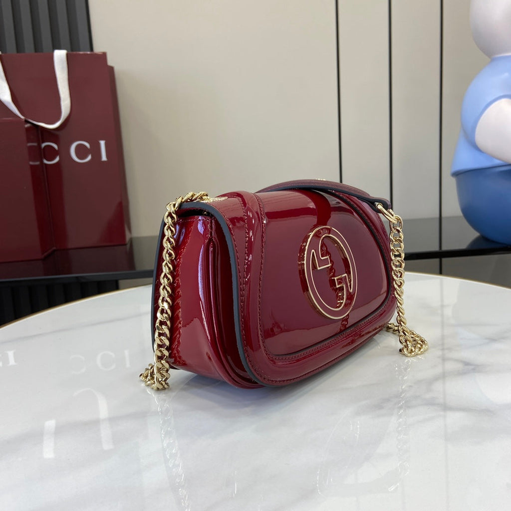Gucci Blondie mini shoulder bag in red patent ‎815711