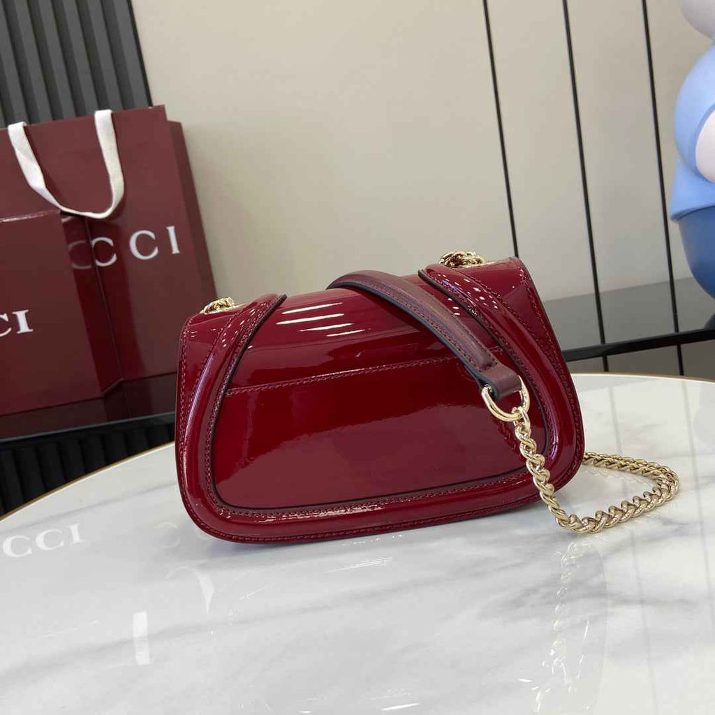 Gucci Blondie mini shoulder bag in red patent ‎815711