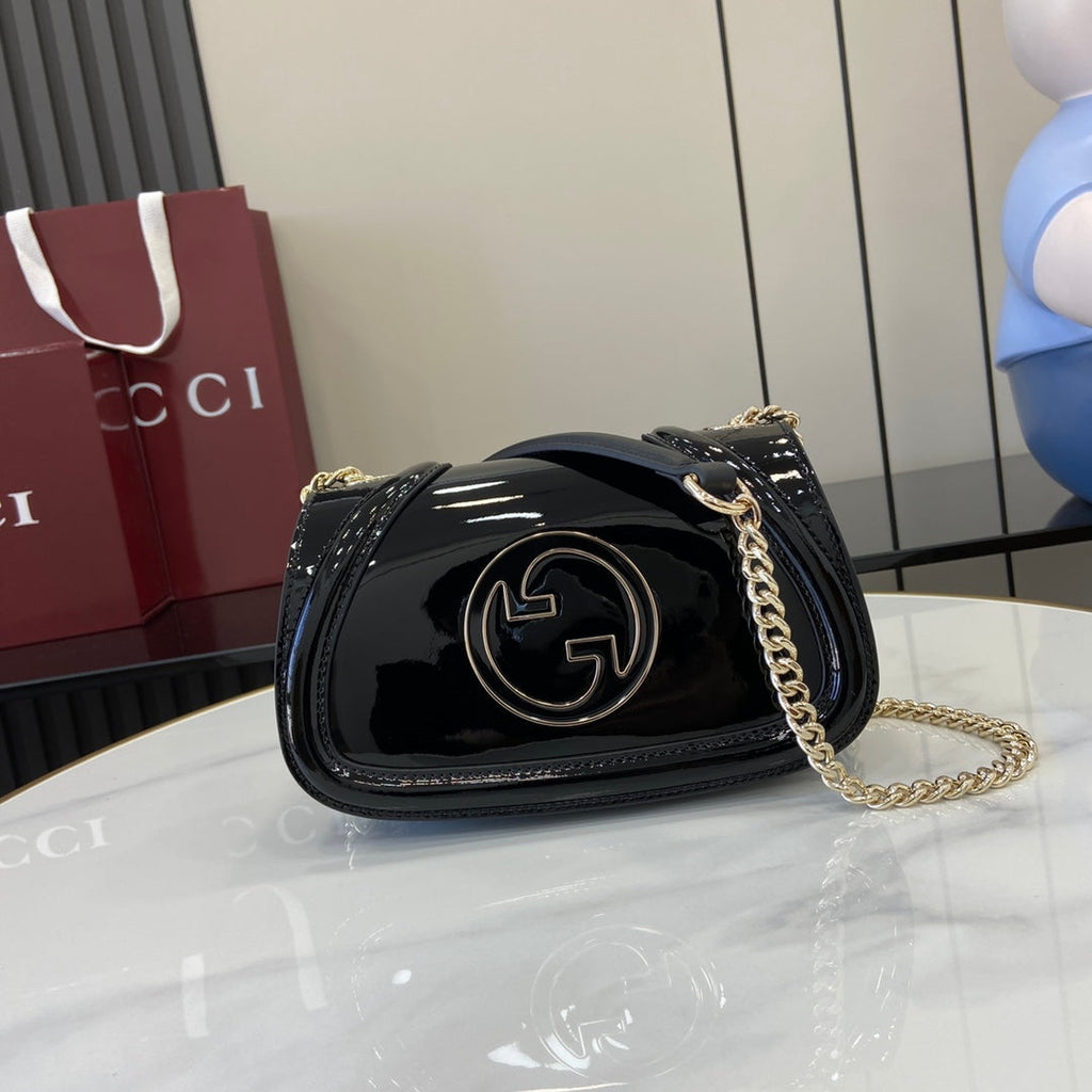 Gucci Blondie mini shoulder bag in black patent ‎815711
