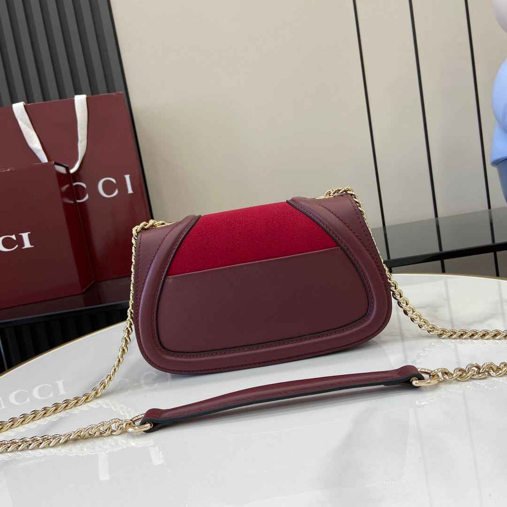Gucci Blondie mini shoulder bag in red suede ‎815711