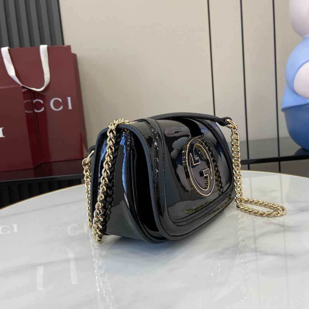 Gucci Blondie mini shoulder bag in black patent ‎815711