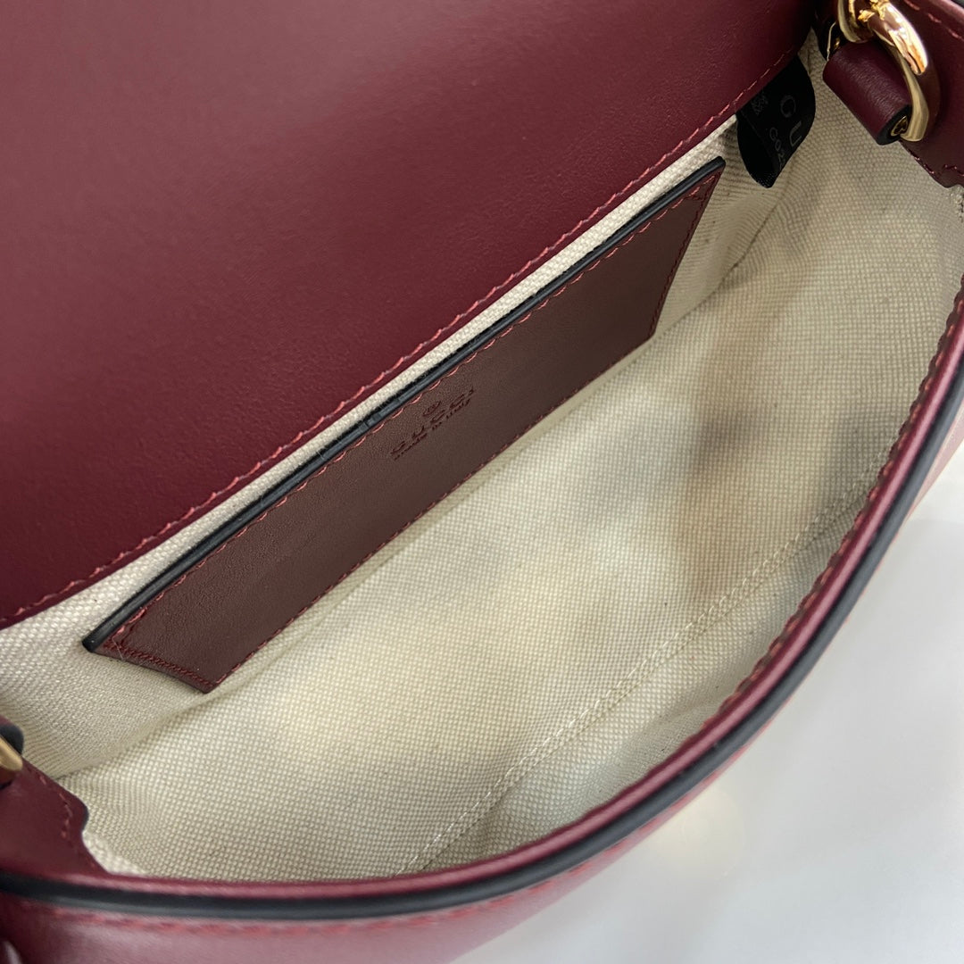 Gucci Blondie mini shoulder bag in red suede ‎815711