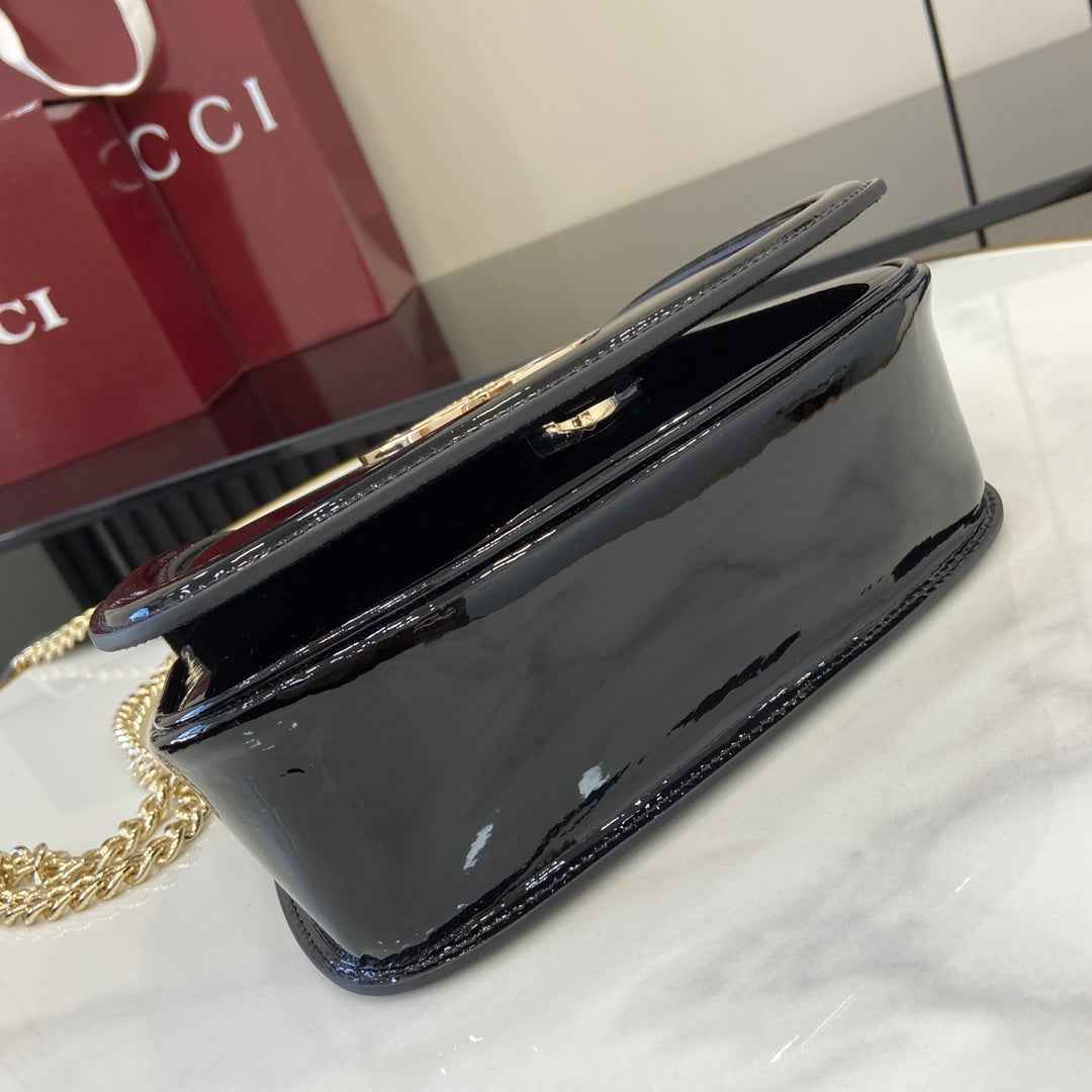 Gucci Blondie mini shoulder bag in black patent ‎815711
