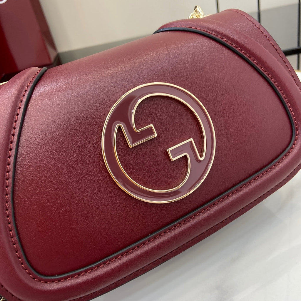 Gucci Blondie mini shoulder bag in red leather ‎815711