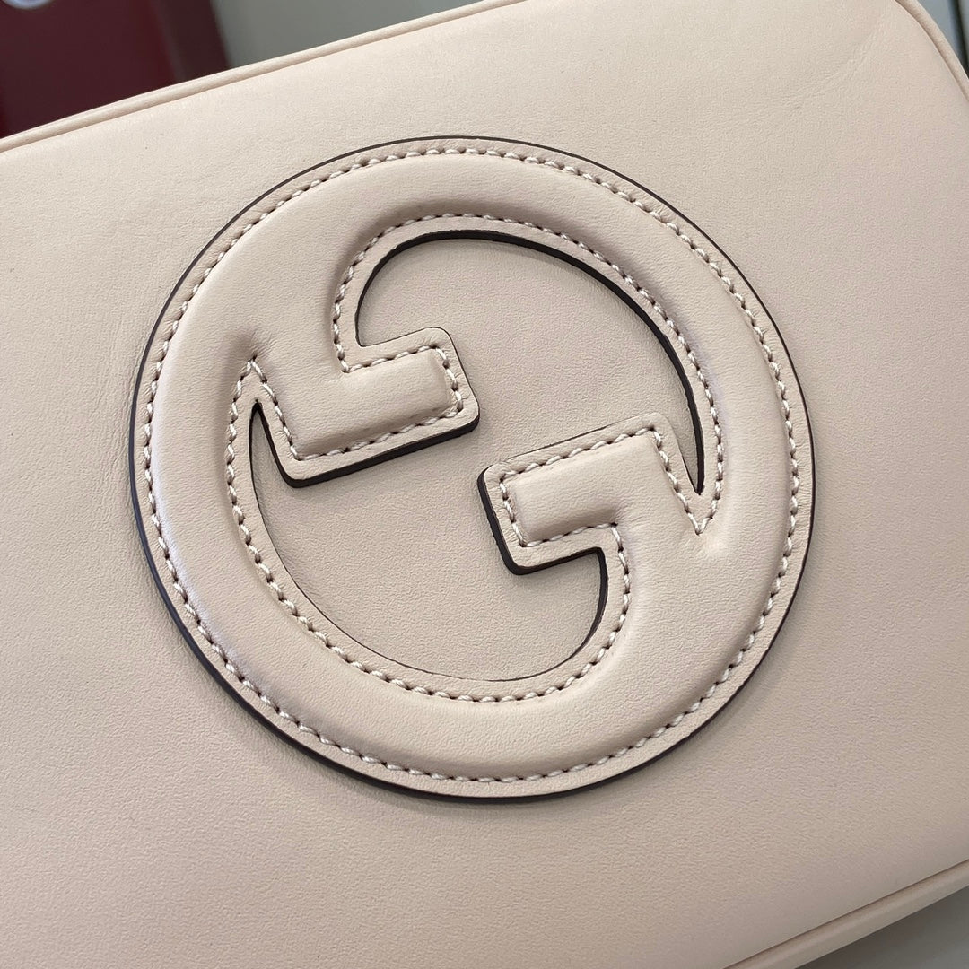 Gucci Blondie mini shoulder bag in light pink leather 820429