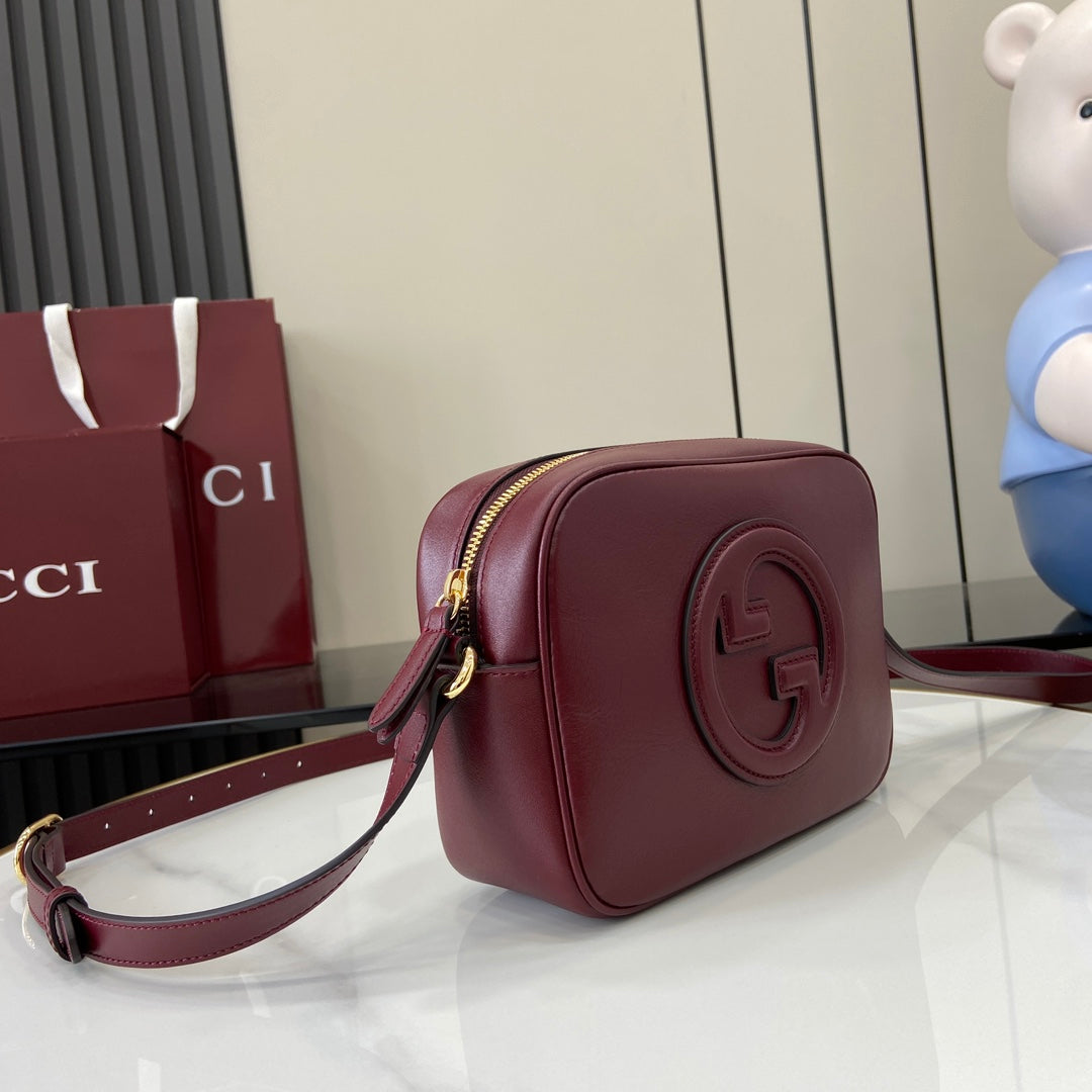 Gucci Blondie mini shoulder bag in red leather 820429