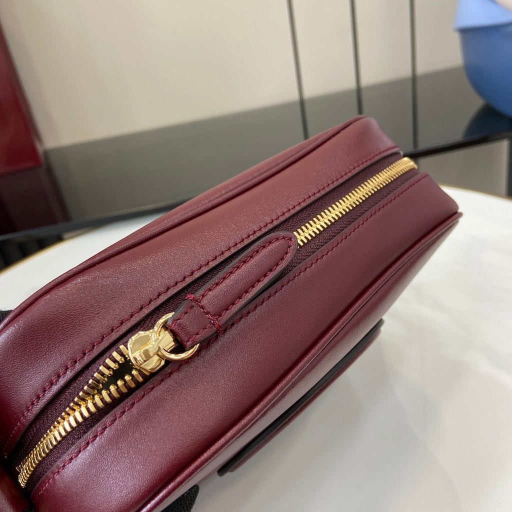 Gucci Blondie mini shoulder bag in red leather 820429