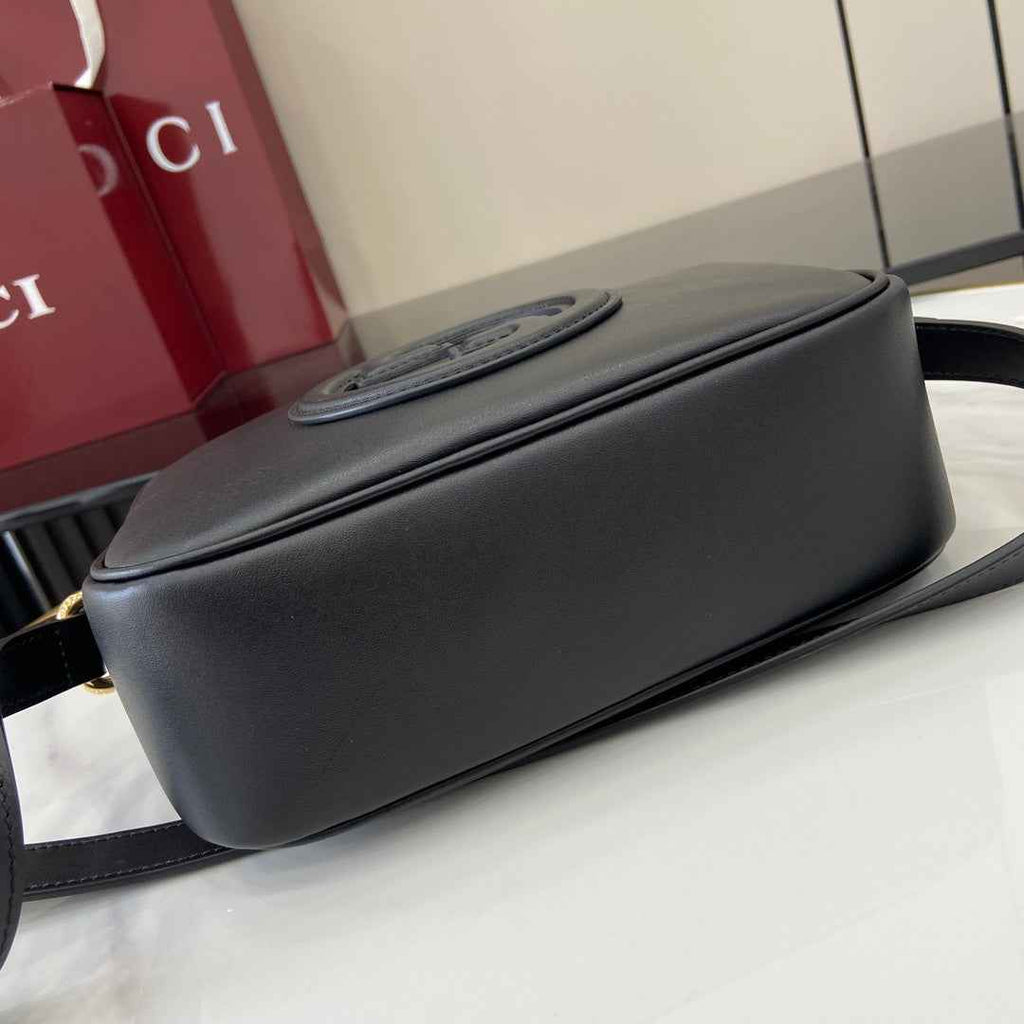 Gucci Blondie mini shoulder bag in black leather 820429