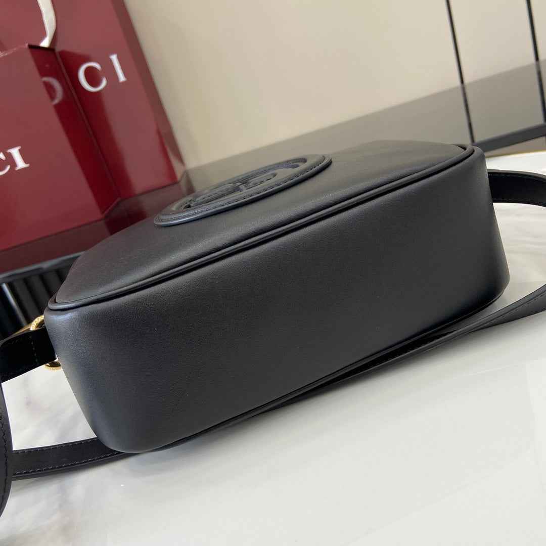 Gucci Blondie mini shoulder bag in black leather 820429
