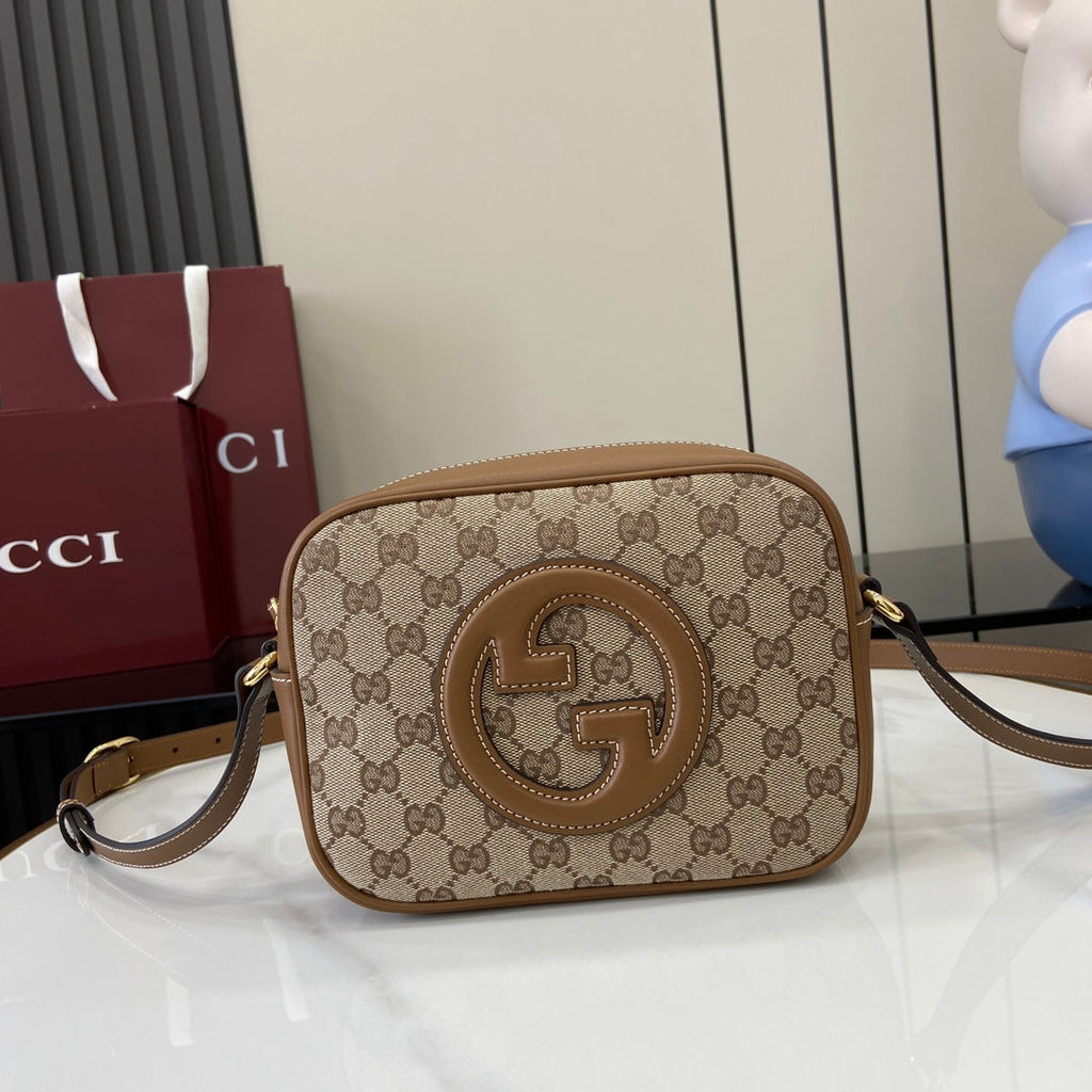 Gucci Blondie mini shoulder bag in dark brown GG canvas 820429