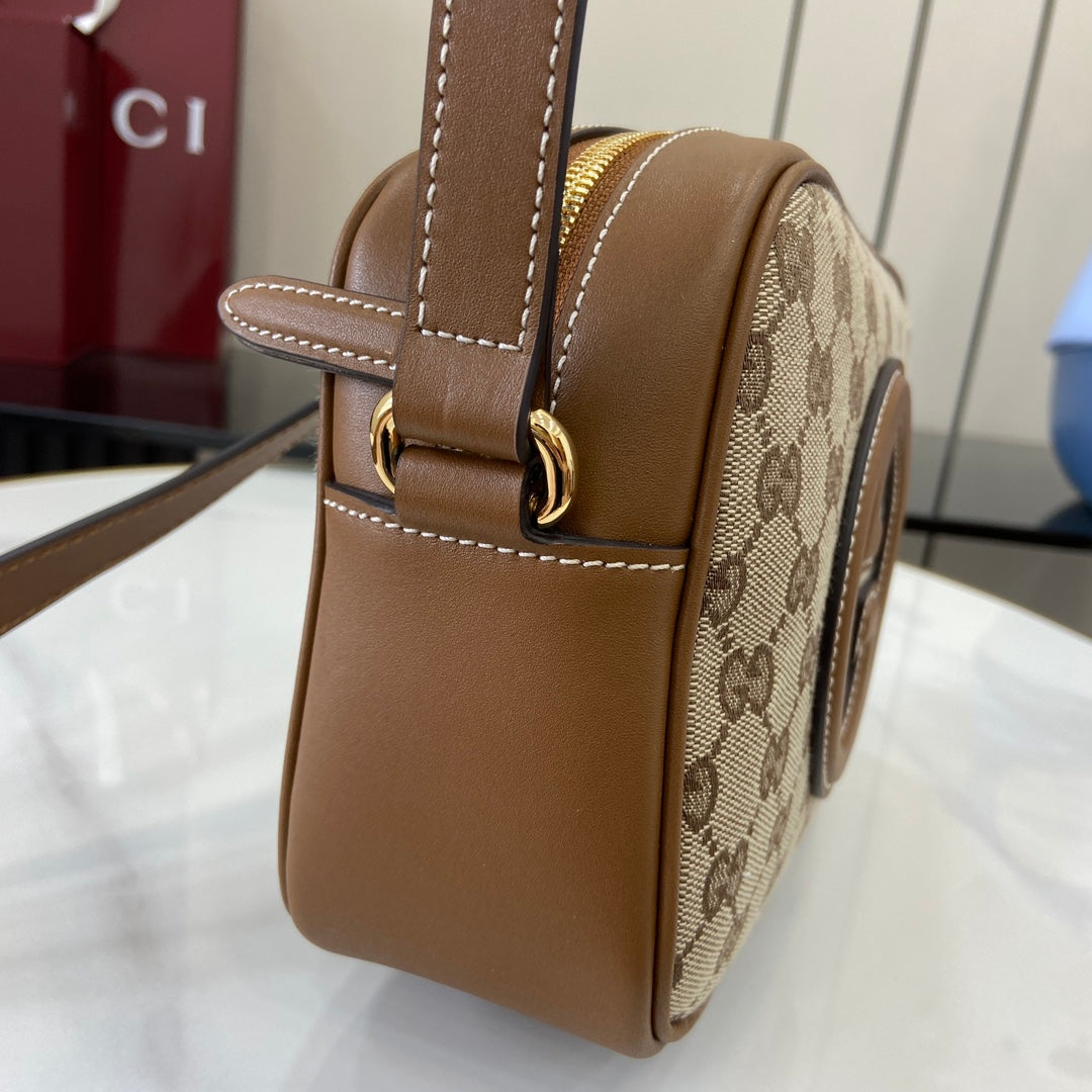 Gucci Blondie mini shoulder bag in dark brown GG canvas 820429