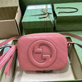 Gucci Blondie small shoulder bag in Pink leather 742360