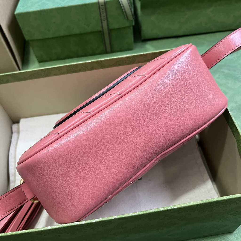 Gucci Blondie small shoulder bag in Pink leather 742360