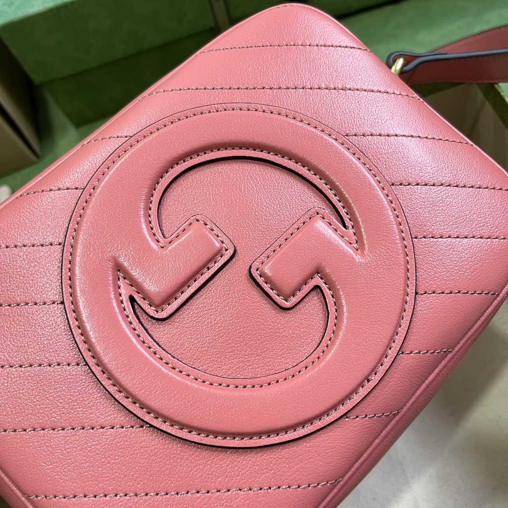 Gucci Blondie small shoulder bag in Pink leather 742360