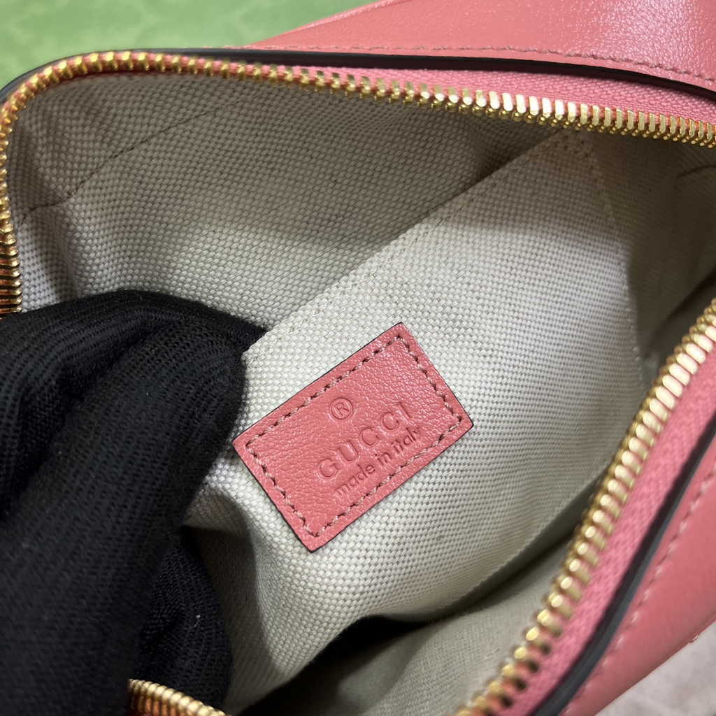 Gucci Blondie small shoulder bag in Pink leather 742360