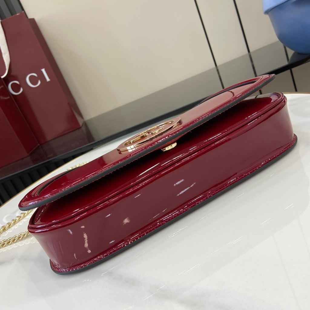 Gucci Blondie small shoulder bag in red leather 814952