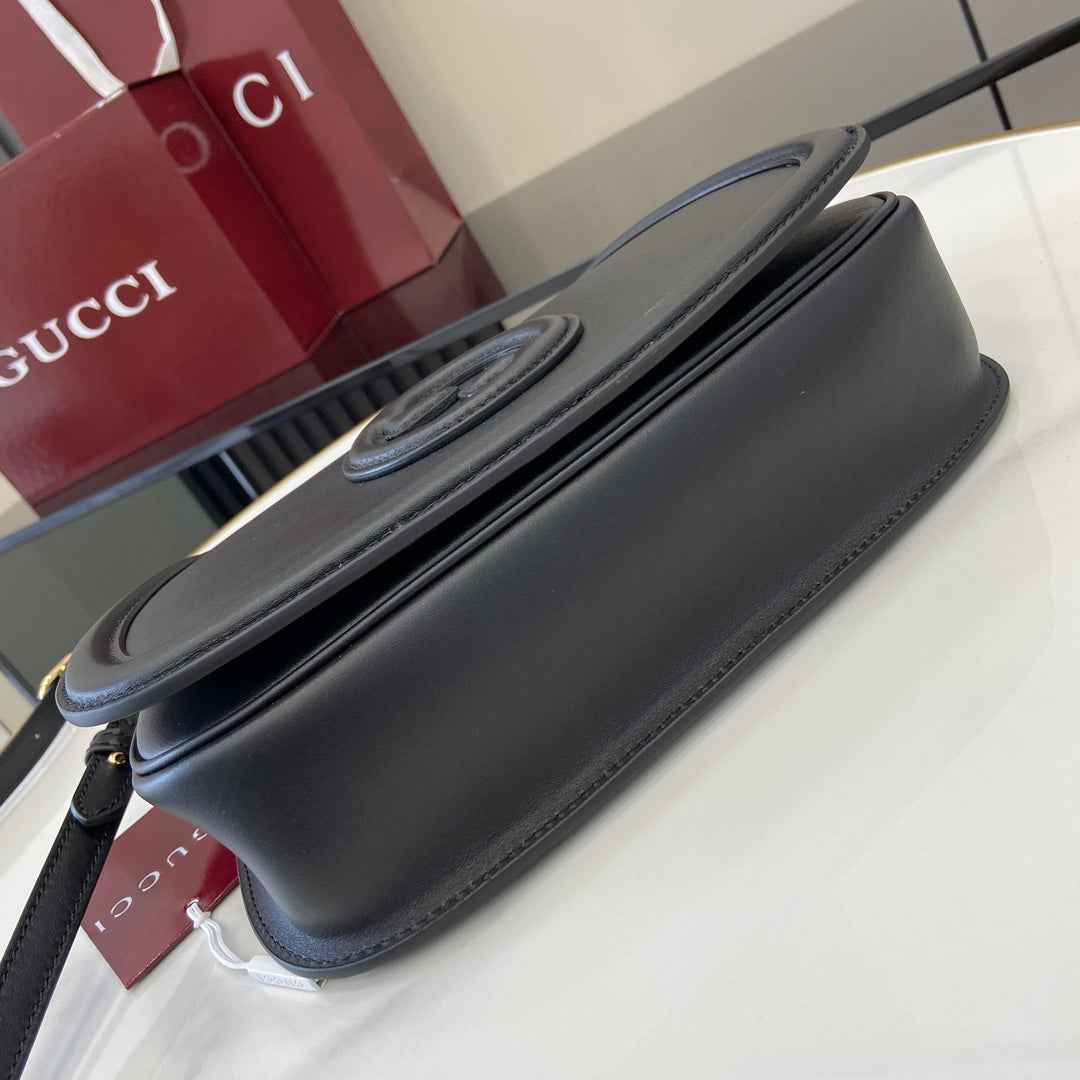 Gucci Blondie small top handle bag in black leather 815714