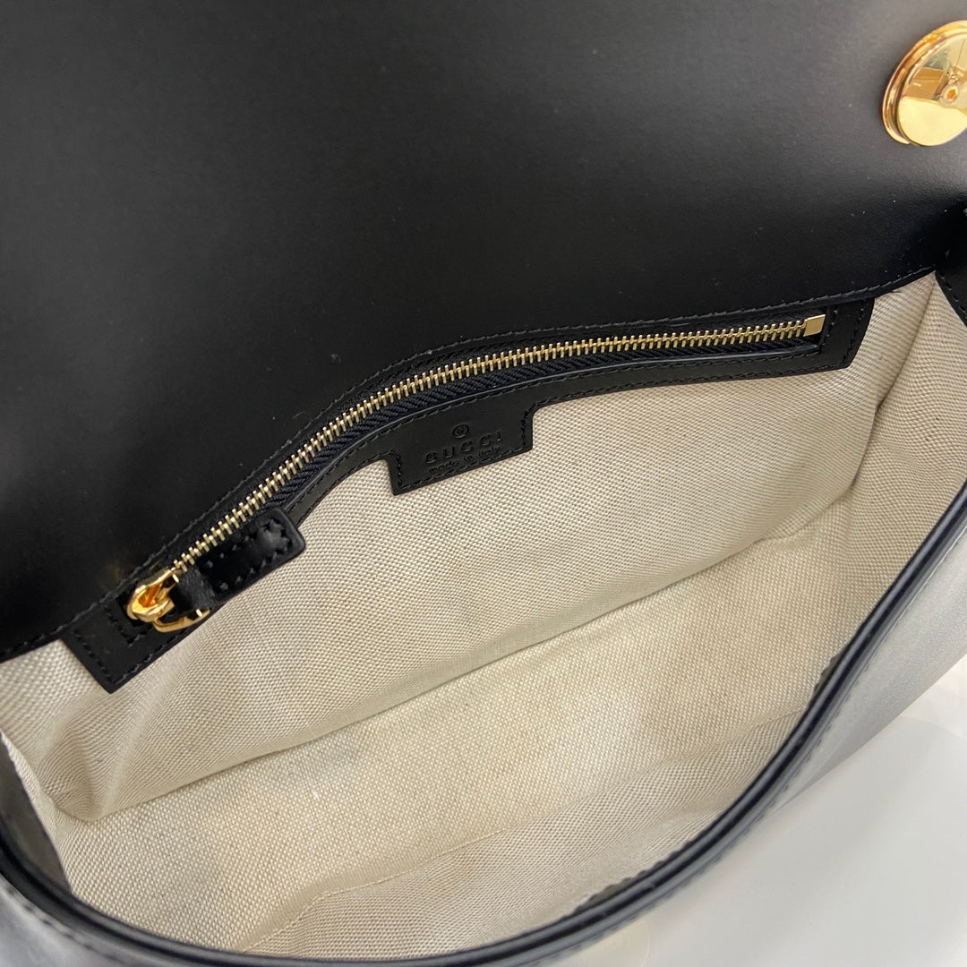 Gucci Blondie small top handle bag in black leather 815714
