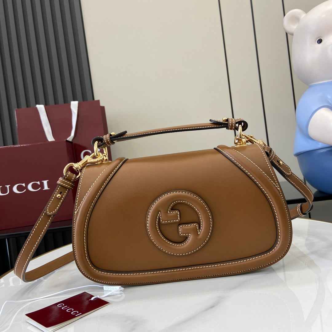 Gucci Blondie small top handle bag in brown leather 815714
