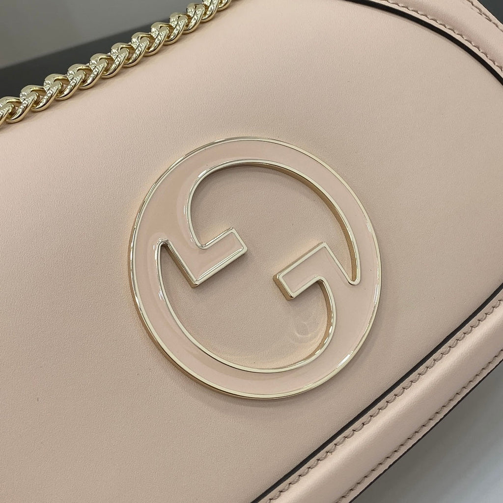 Gucci Blondie small shoulder bag in light pink leather 815715