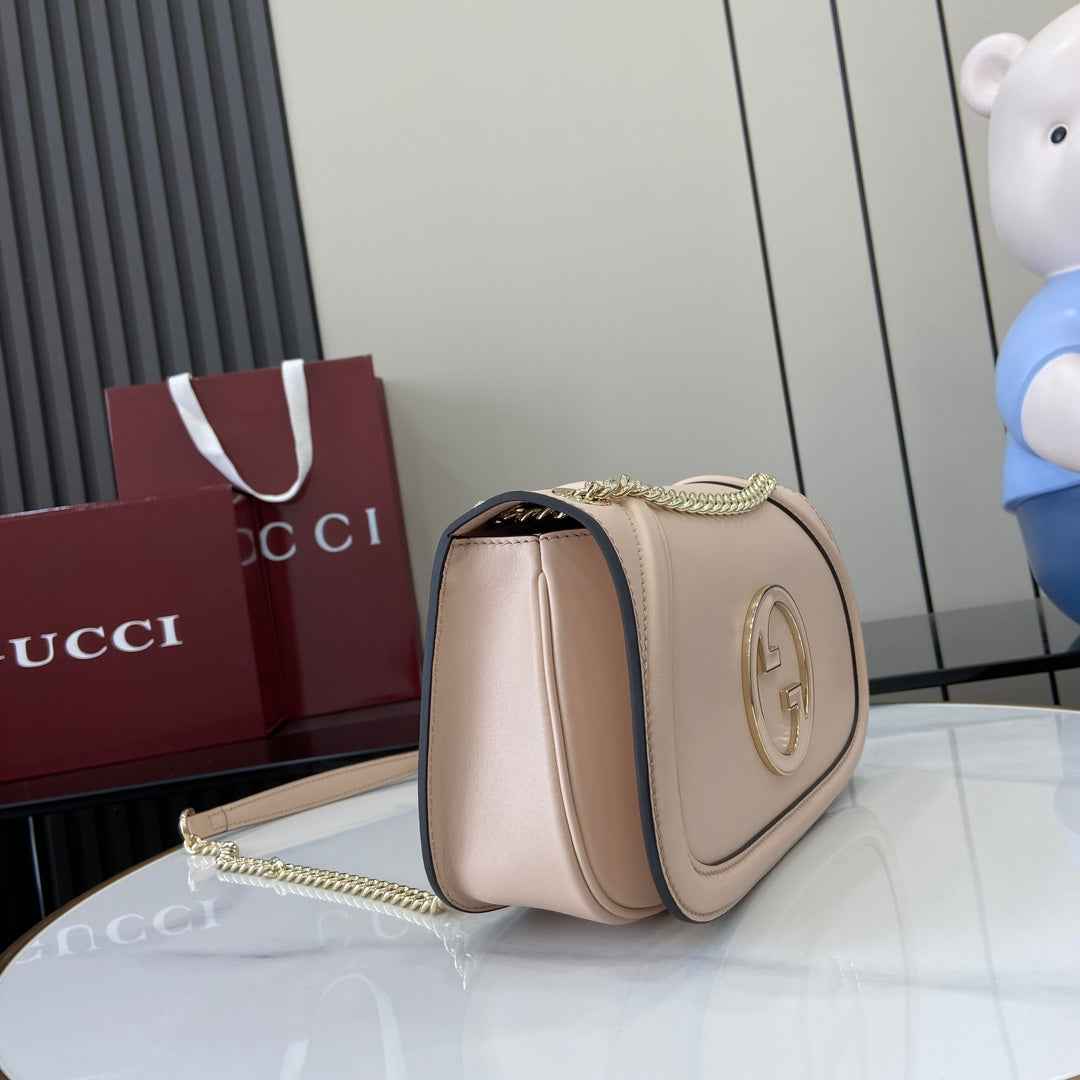 Gucci Blondie small shoulder bag in light pink leather 815715