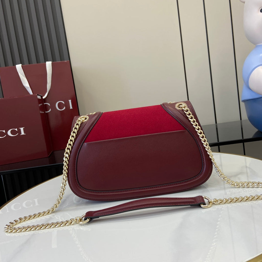 Gucci Blondie small shoulder bag in red suede 815715