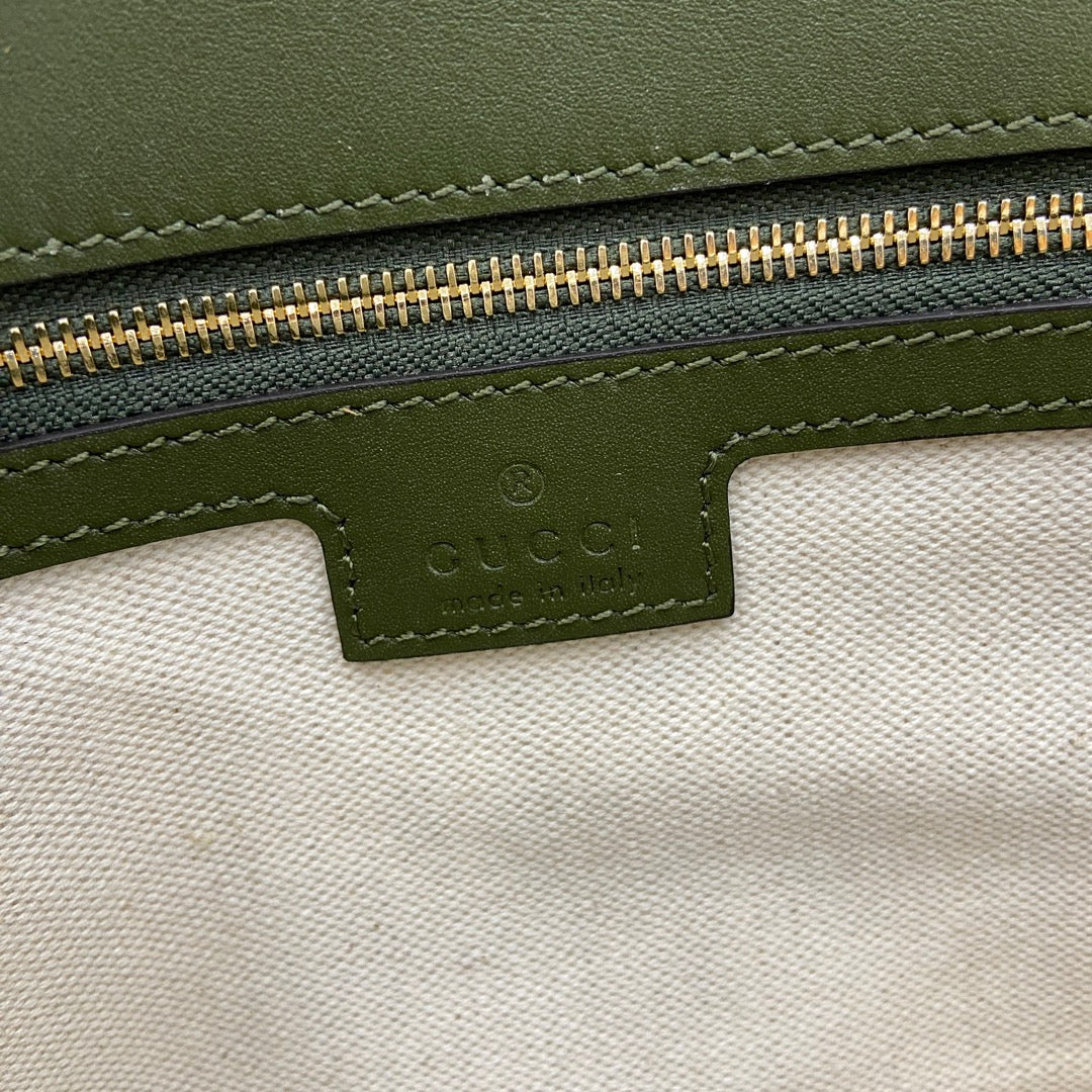 Gucci Blondie small shoulder bag in green suede 815715