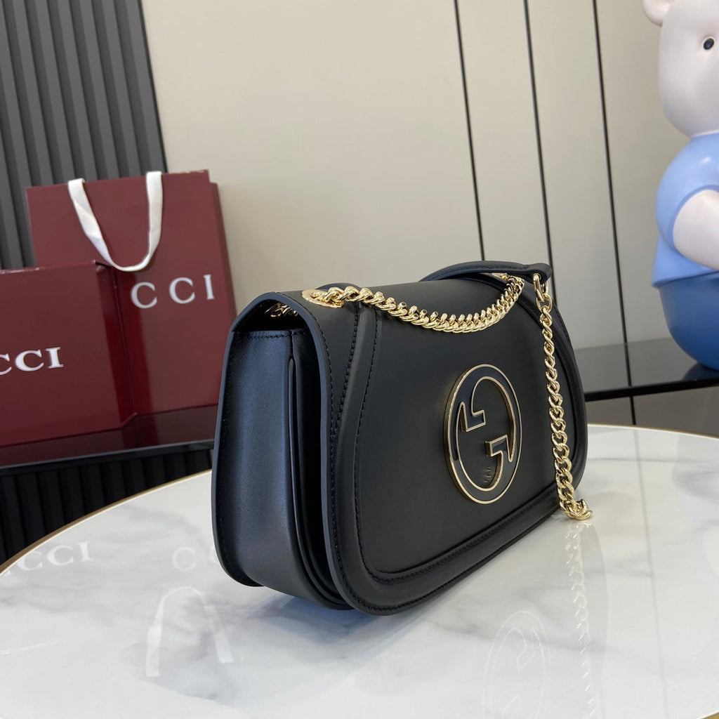 Gucci Blondie small shoulder bag in black leather 815715
