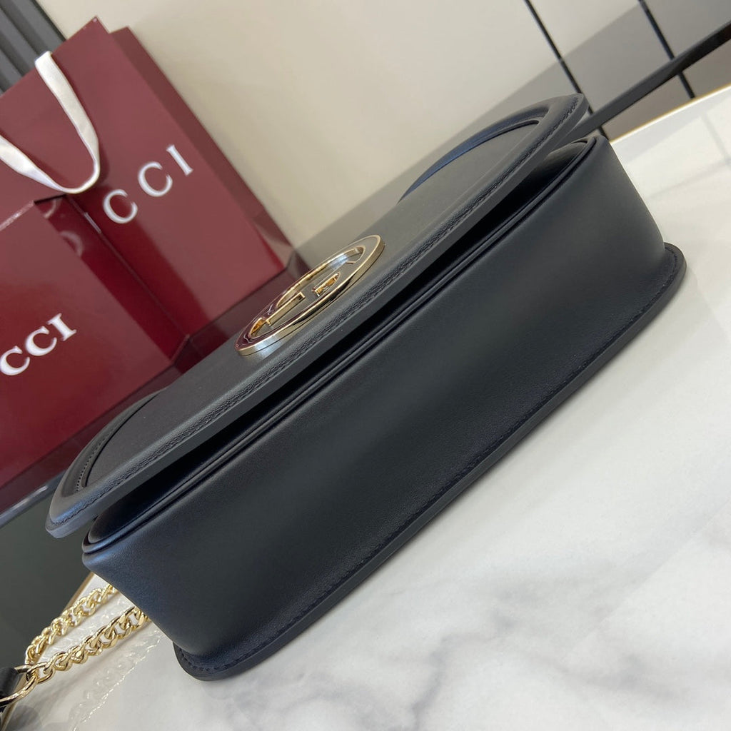 Gucci Blondie small shoulder bag in black leather 815715