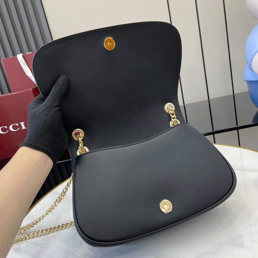Gucci Blondie small shoulder bag in black leather 815715
