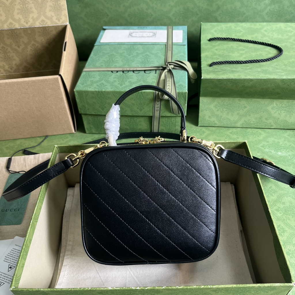 Gucci Blondie top handle bag in black leather ‎744434