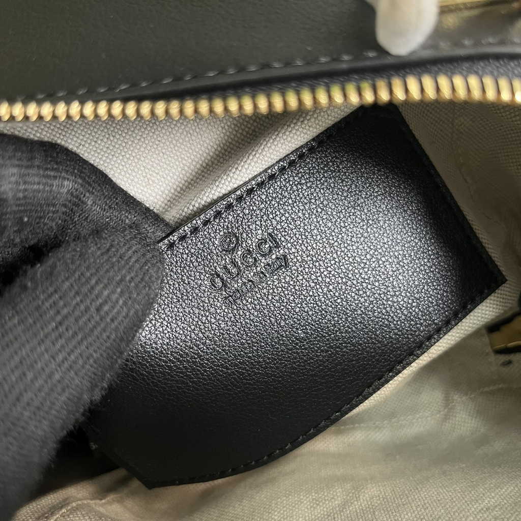 Gucci Blondie top handle bag in black leather ‎744434