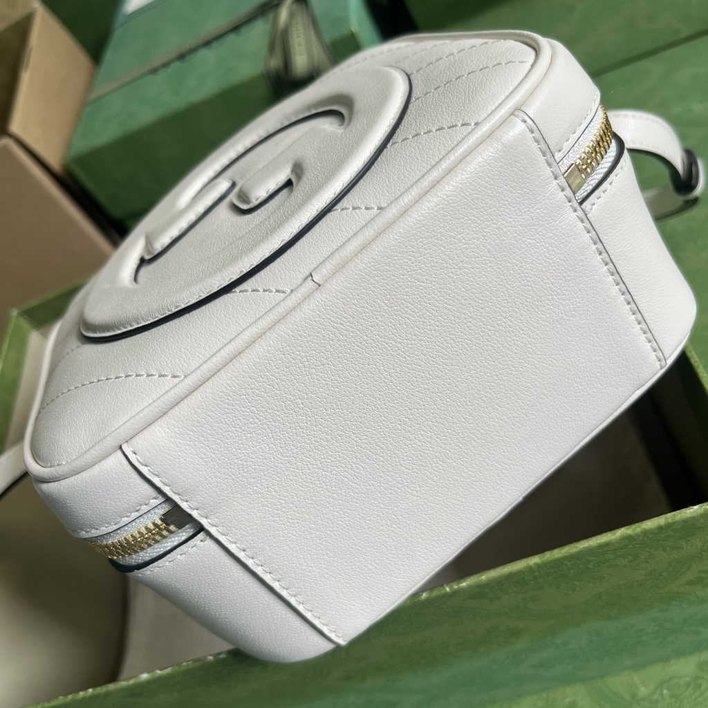 Gucci Blondie top handle bag in beige leather ‎744434