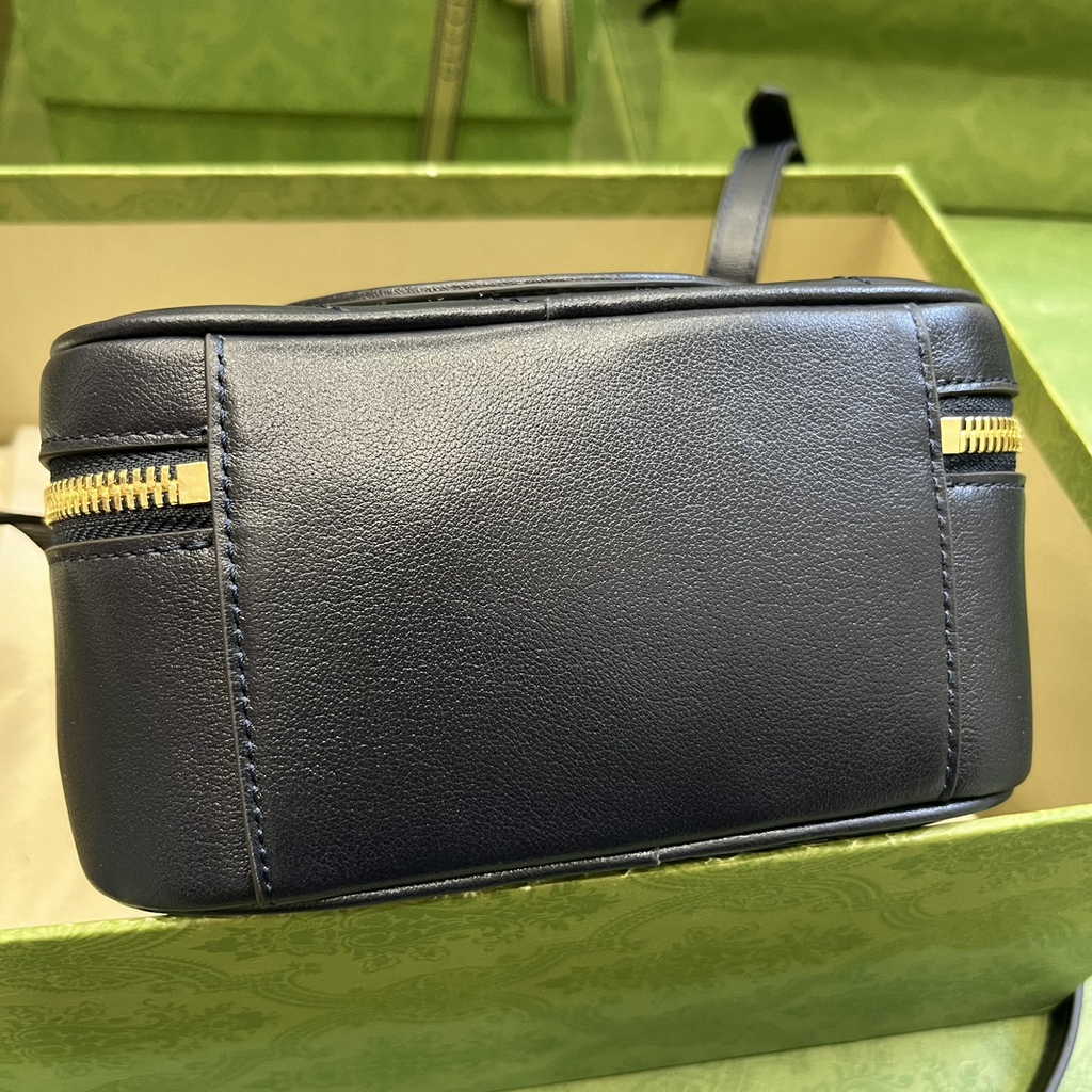 Gucci Blondie top handle bag in navy blue leather ‎744434