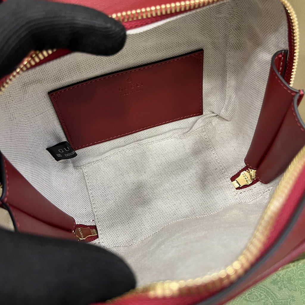 Gucci Blondie top handle bag in red leather ‎744434