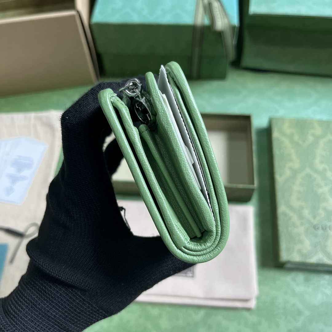 Gucci Blondie wallet 760336 in green leather