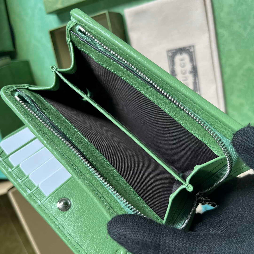 Gucci Blondie wallet 760336 in green leather