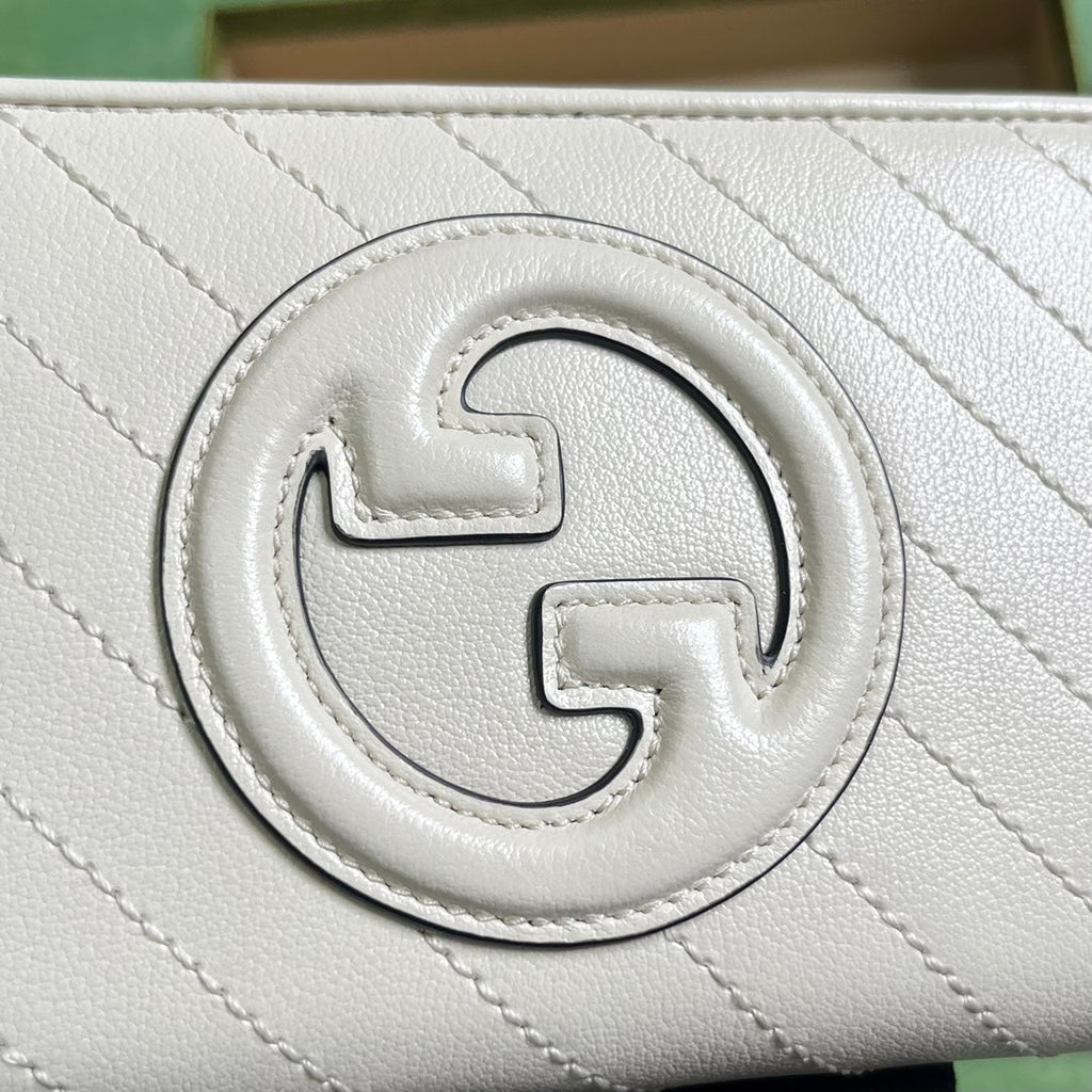 Gucci Blondie zip-around wallet 760312 in beige leather