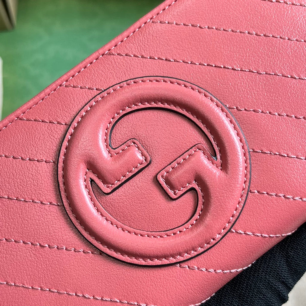 Gucci Blondie zip-around wallet 760312 in pink leather