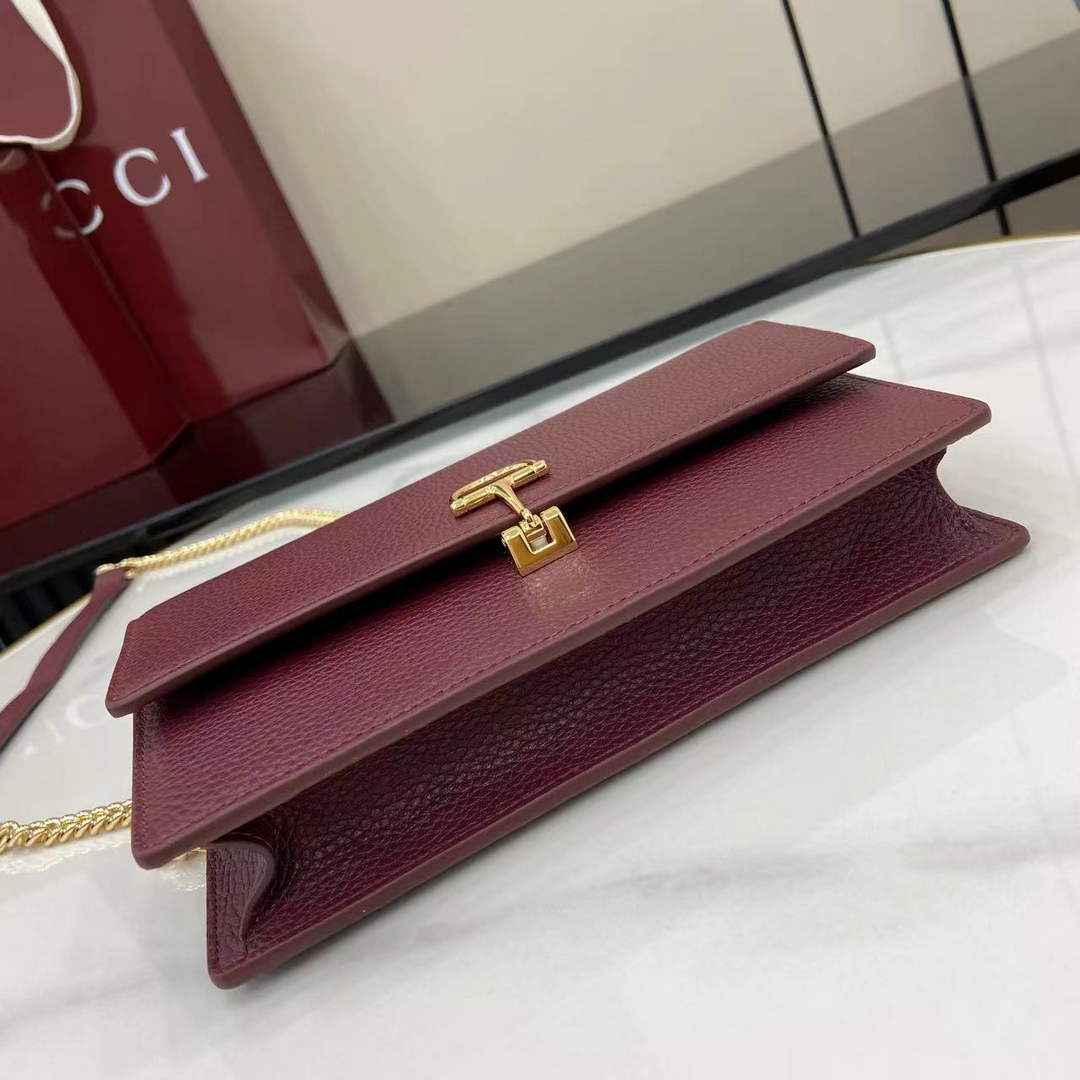Gucci Dionysus wallet on chain ‎837373 in red leather