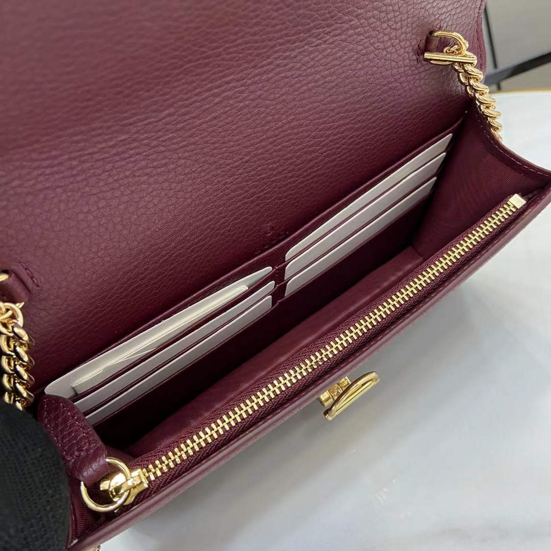 Gucci Dionysus wallet on chain ‎837373 in red leather