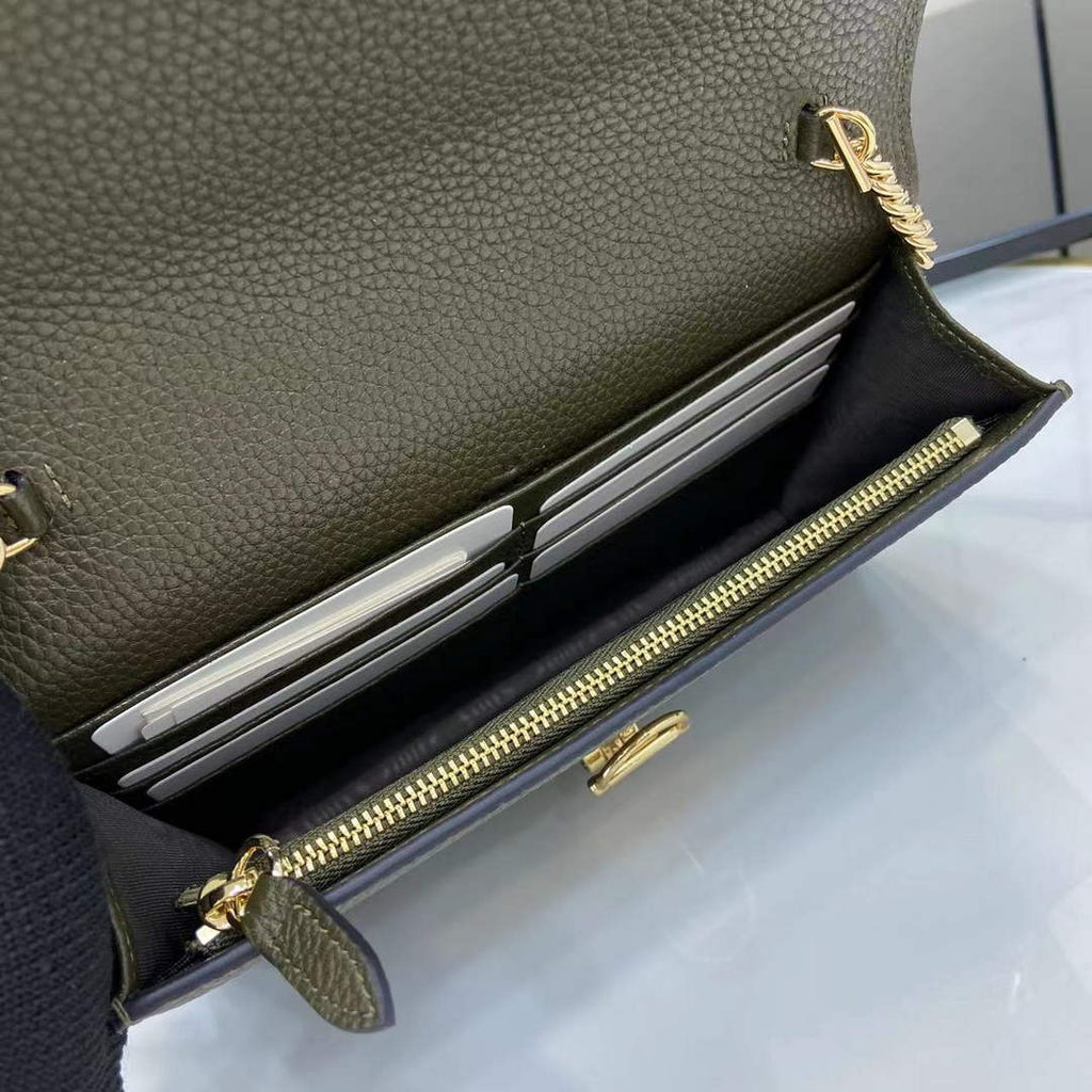 Gucci Dionysus wallet on chain ‎837373 in green leather