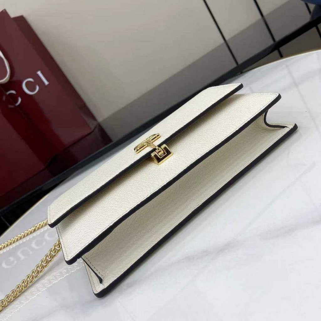 Gucci Dionysus wallet on chain ‎837373 in beige leather
