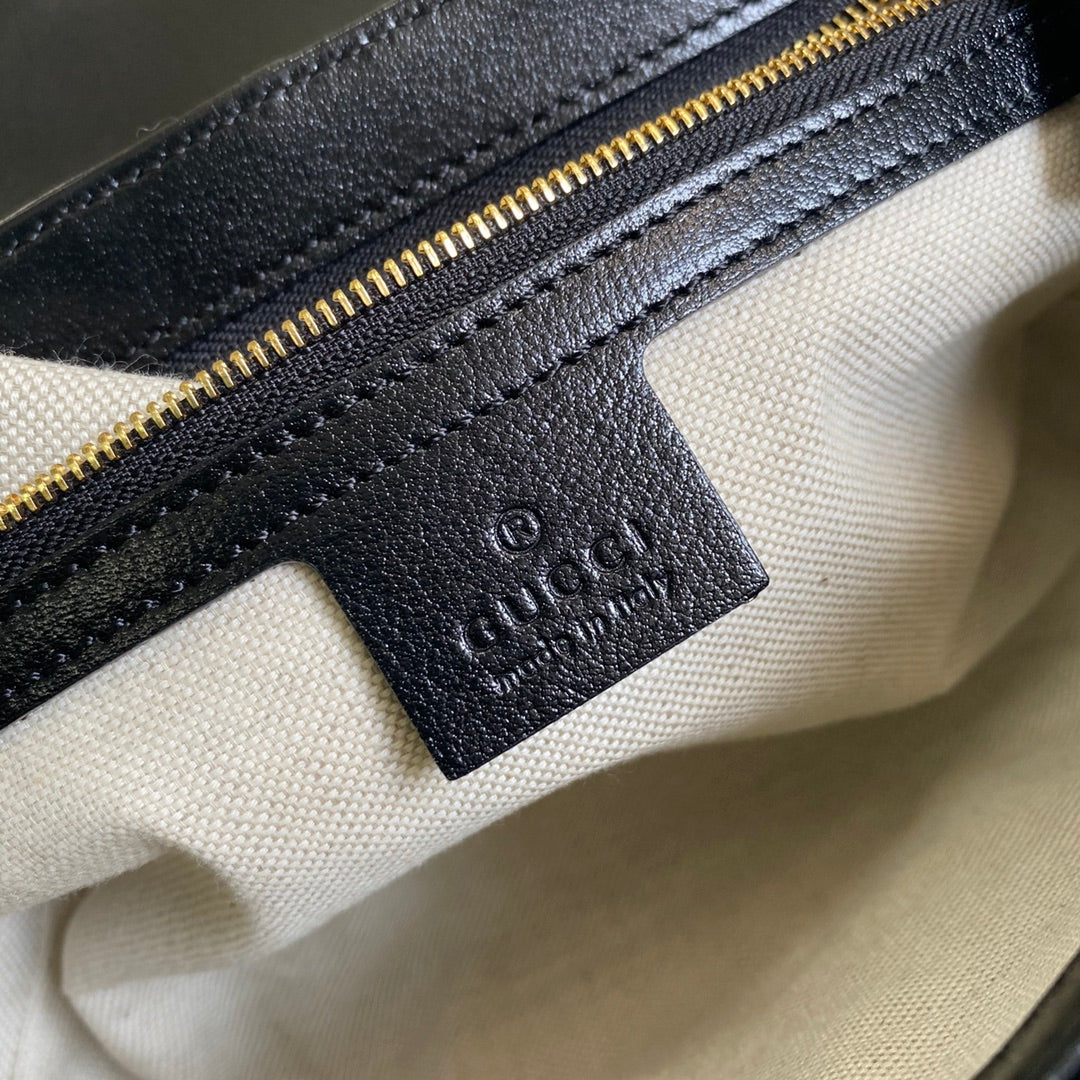 Gucci GG 443497 Marmont small shoulder handbag blue