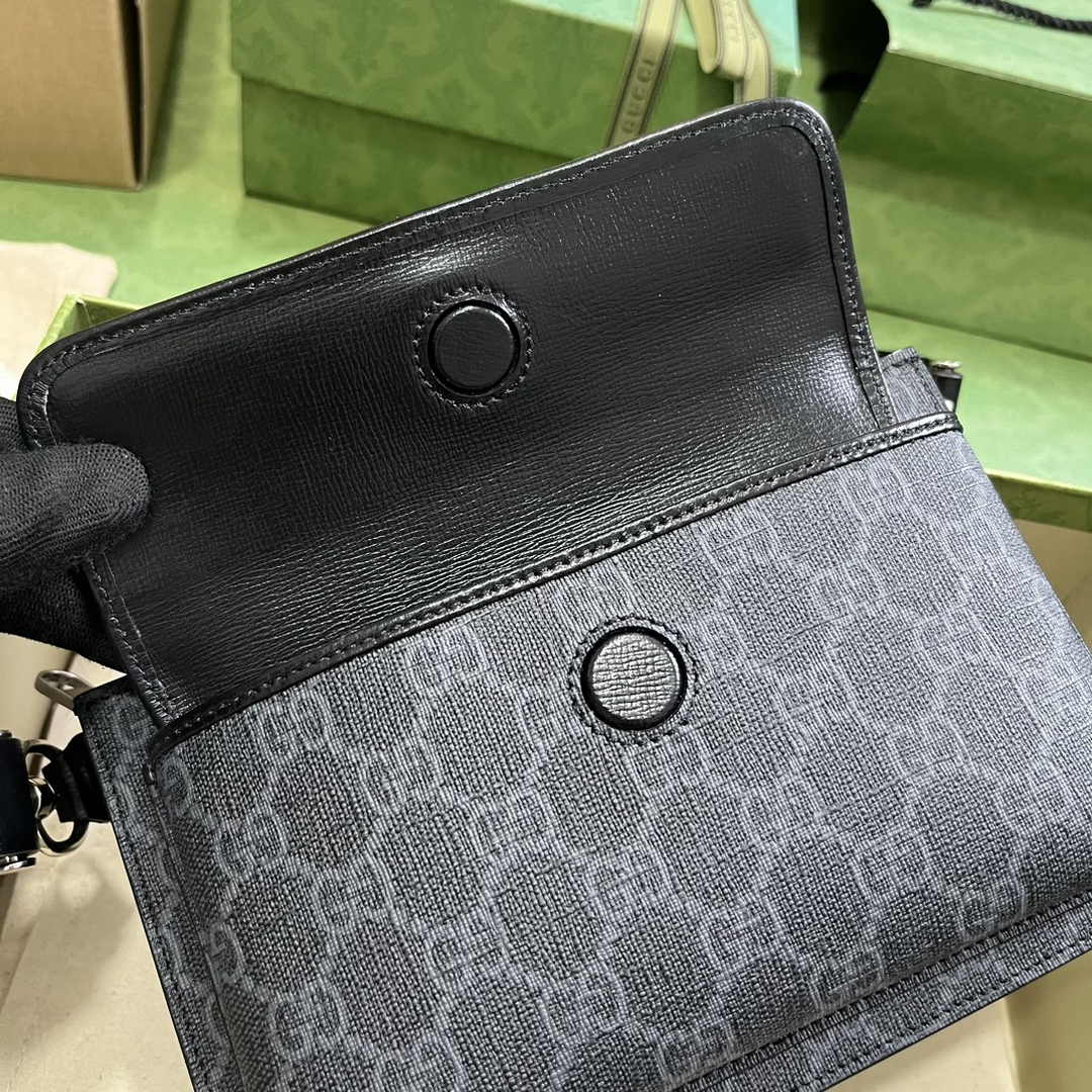 Gucci GG belt bag 746300 with Interlocking G in black Supreme